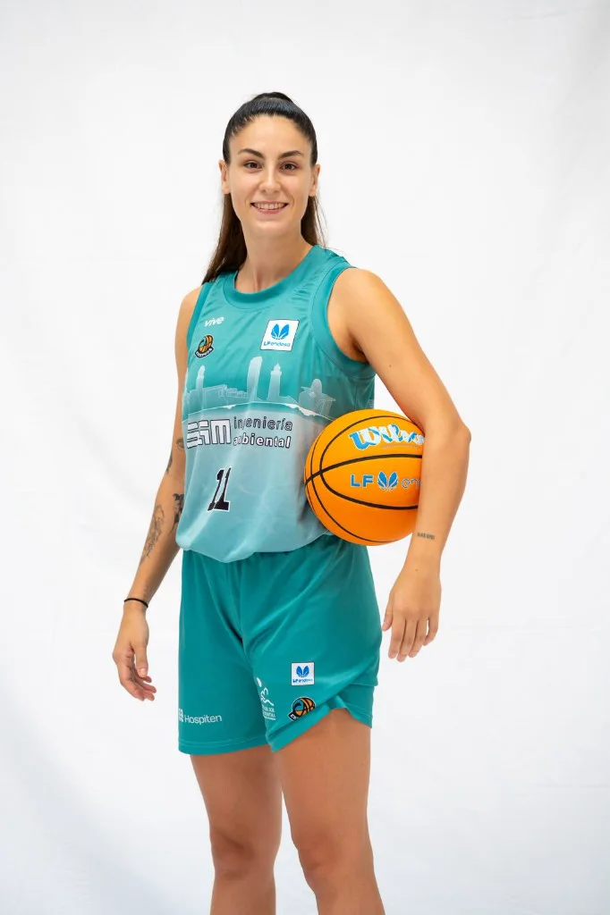 Noe Masiá con el balón